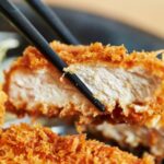 Simples e fácil: aprenda a fazer Tonkatsu em casa Simples e fácil: aprenda a fazer Tonkatsu em casa
