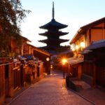 Kyoto estuda cobrar mais caro no ônibus para turistas e mais barato para moradores