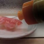 Homem é preso no Japão após vídeo com conduta perturbadora em rede de sushi